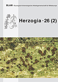 Titelseite/Cover Herzogia 26 Heft 1 (2013): Caloplaca scrobiculata (Foto: J. Vondrák)